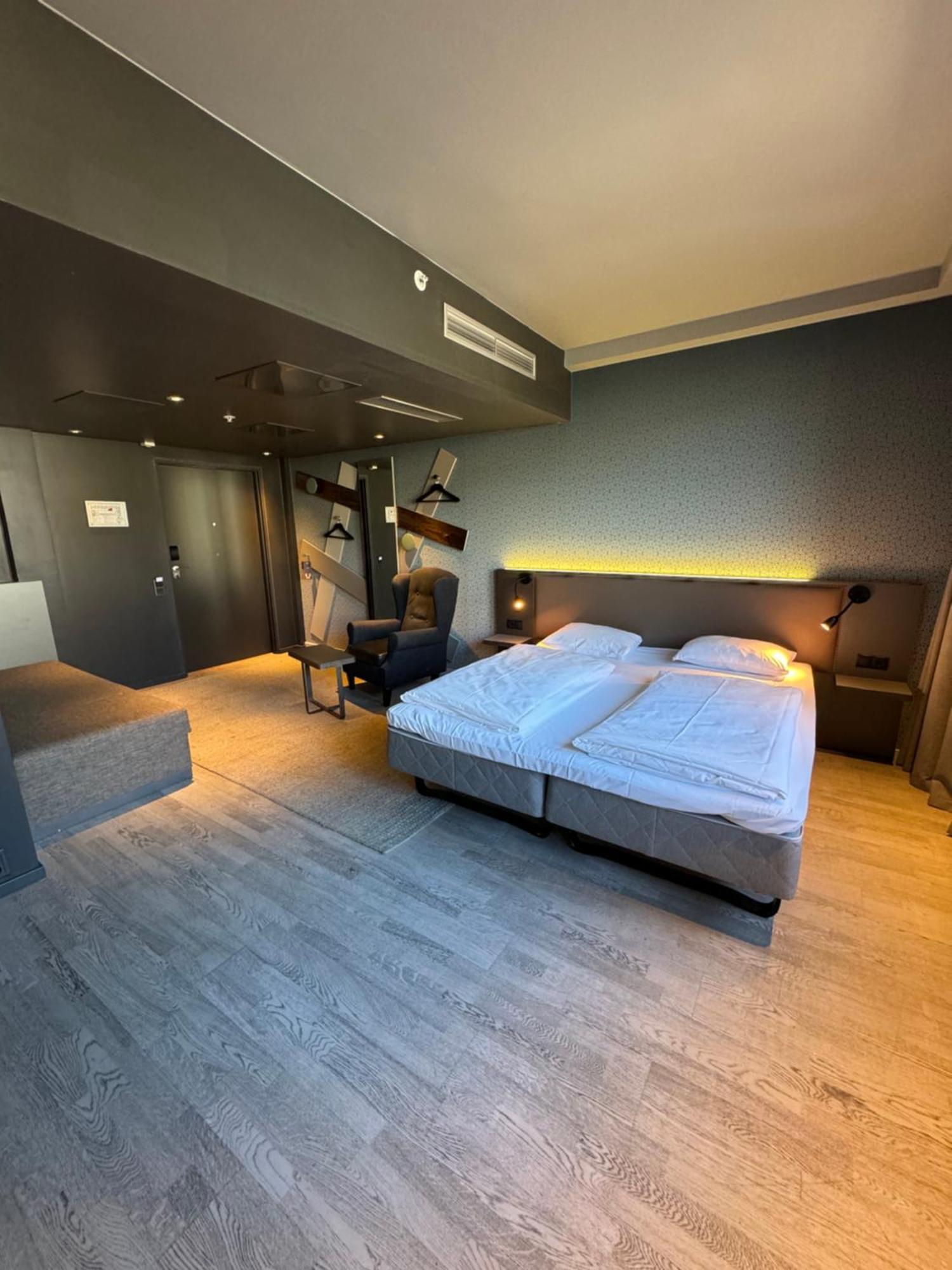 Comfort Hotel Xpress Central Station Осло Экстерьер фото