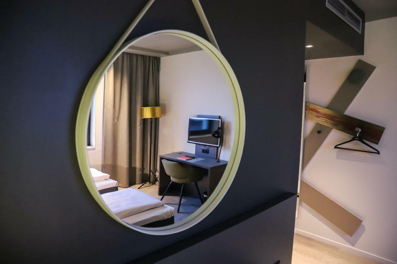 Comfort Hotel Xpress Central Station Осло Экстерьер фото